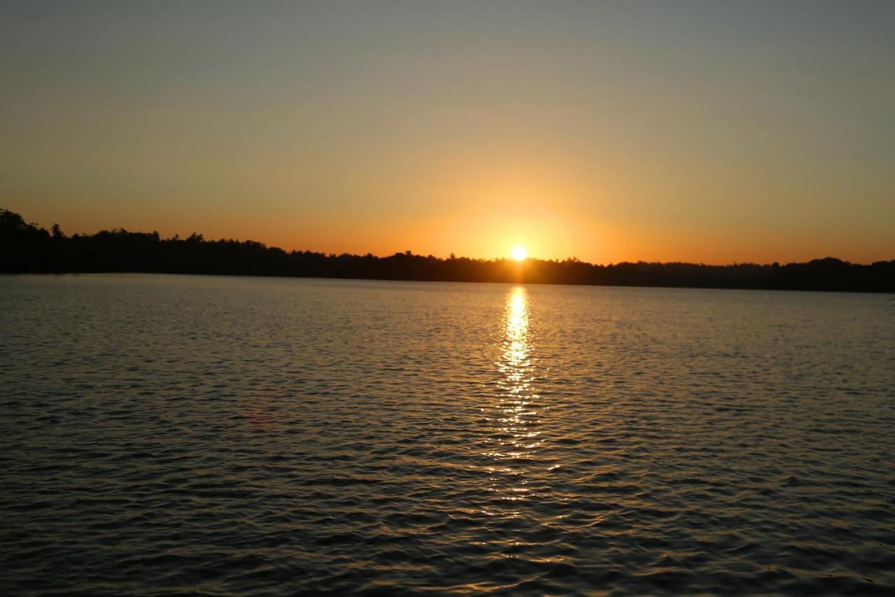 Global Lake Villa Hikkaduwa Kültér fotó